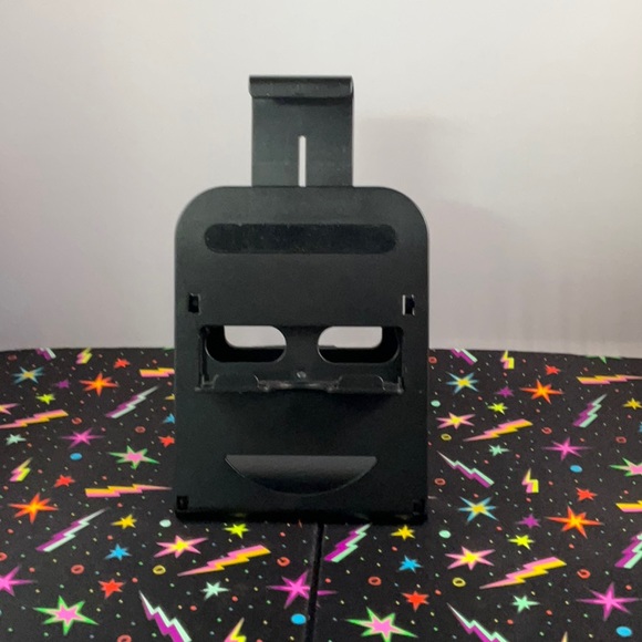 Insignia  - Compact Travel Stand for Nintendo Switch - Picture 3 of 8